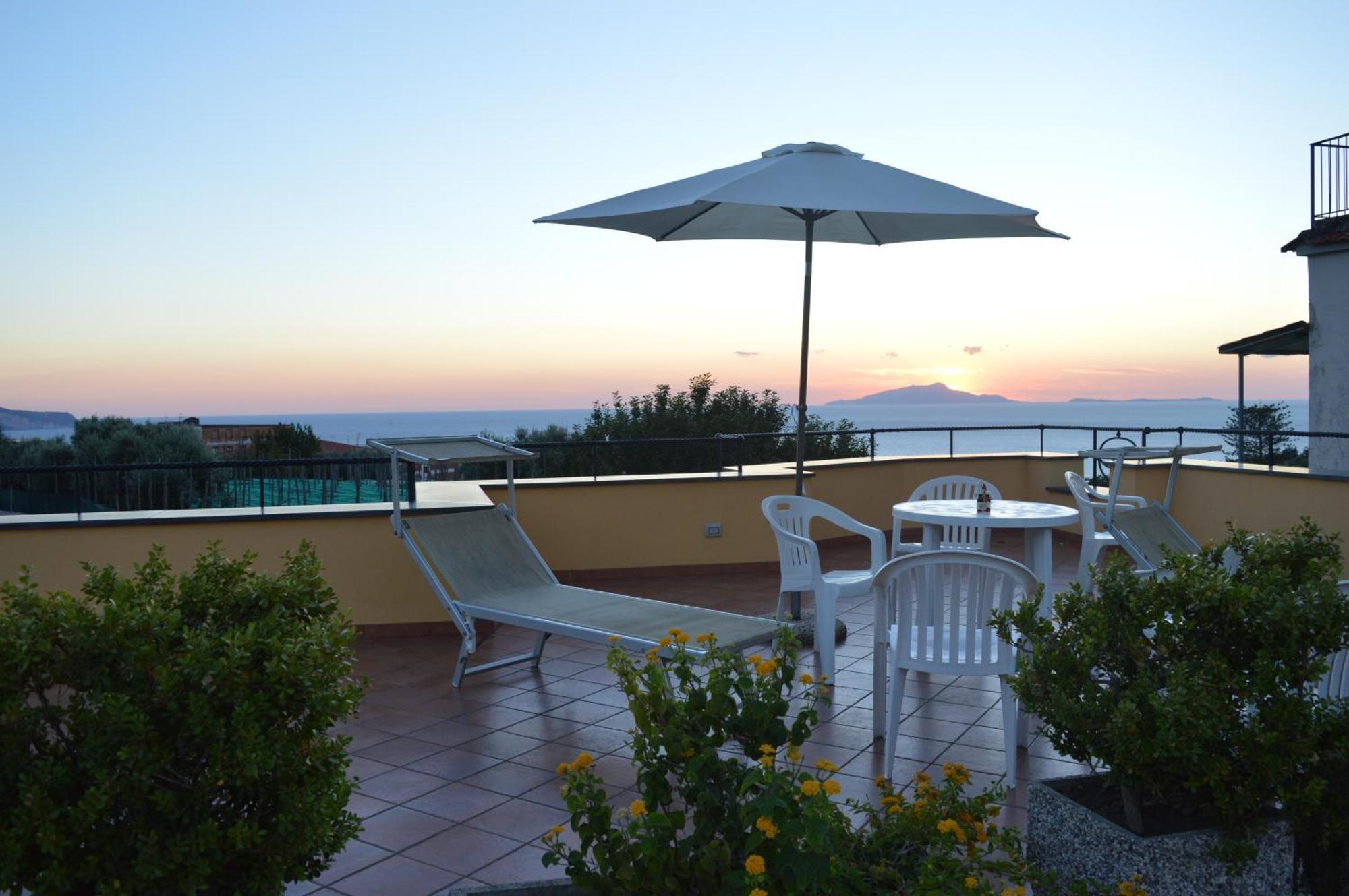 Mary'S Dream - Villa Overlooking Capri And Ischia In Sorrento Peninsula Massa Lubrense Kültér fotó